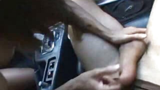 wanita 3gp sex indo berambut merah muda seksi yang bergetar