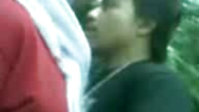 Pasangan Rusia dari Retro-Dewasa xx bokep indo seks difilmkan pada VHS-cam