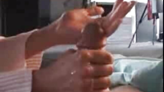 Pria waptrick bokep indo Rusia bertukar perempuan dan bercinta dengan mereka.