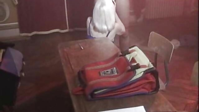 Selvaggia Stunner adalah fucked pantat menembak big gudang xxx indo windpipe